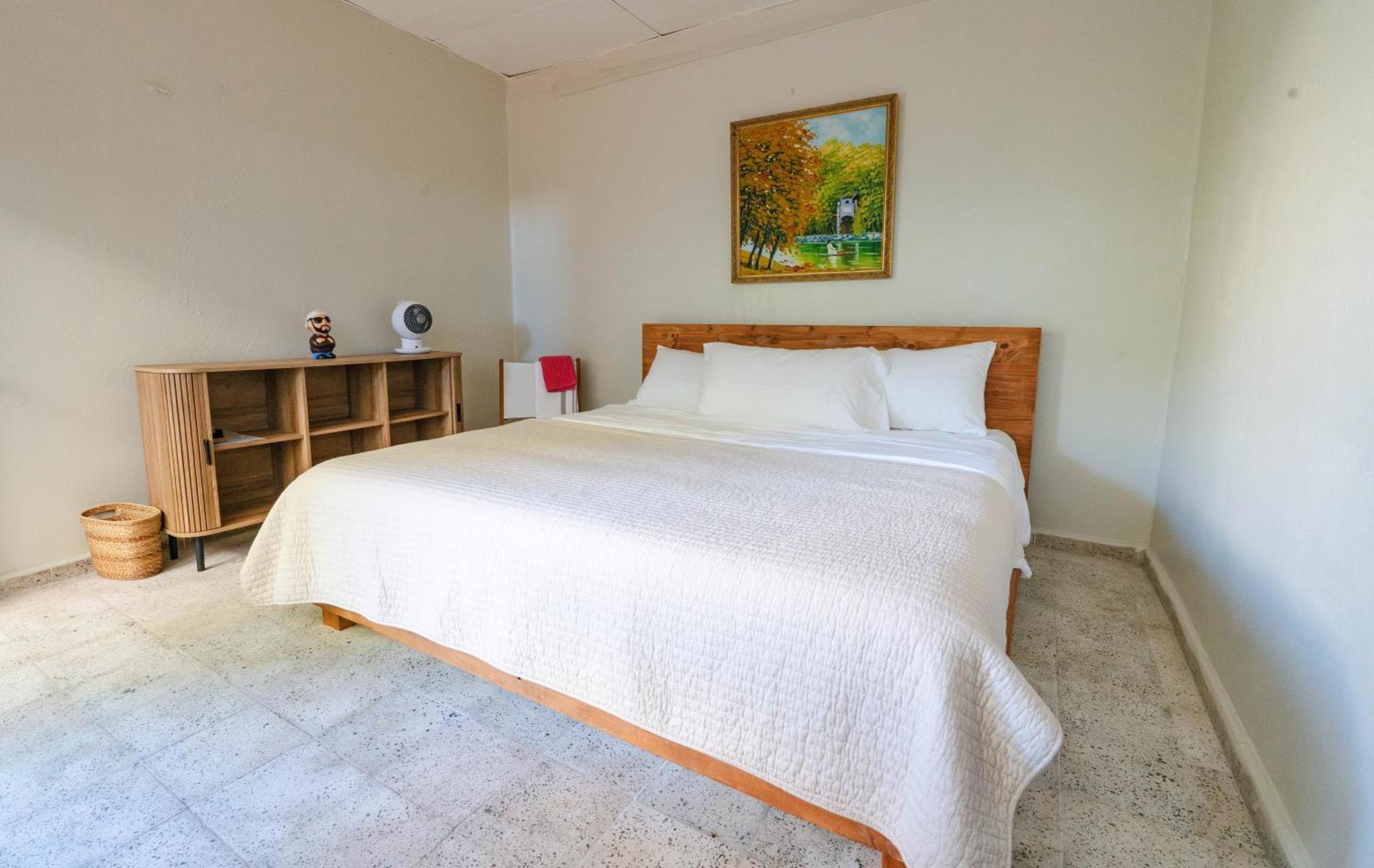 The Whale Lounge - Berlin Bed & Breakfast Екстериор снимка